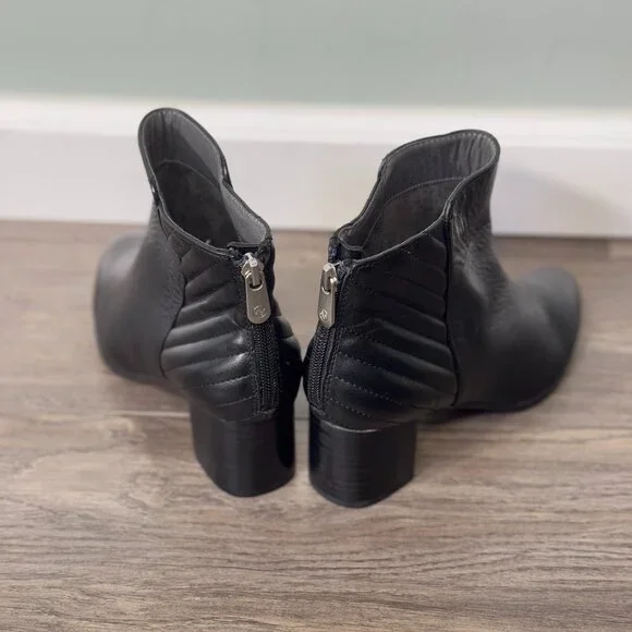 Adrienne Vittadini  Black Ankle Booties - Picture 7 of 8